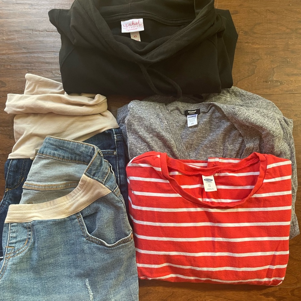XS Maternity Clothes Bundle